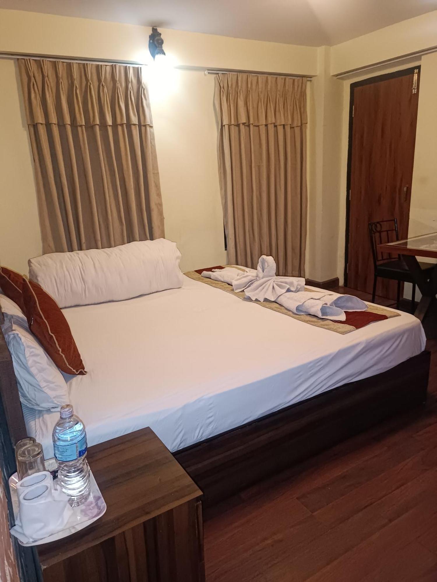 Hotel Layaku Durbar Bhaktapur Exterior photo